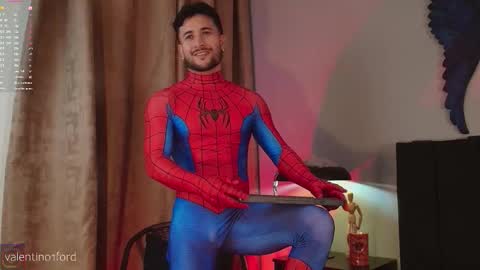 Valentino online show from October 2025 10:22:02 PM