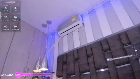 Snapshot of valentinomoreti chatting on October 2025 02:36:01 PM Valentino online show from October 2025 02:36:01 PM