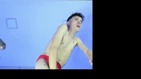 Snapshot of valentinomoreti chatting on November 2025 06:02:02 AM Valentino online show from November 2025 06:02:02 AM