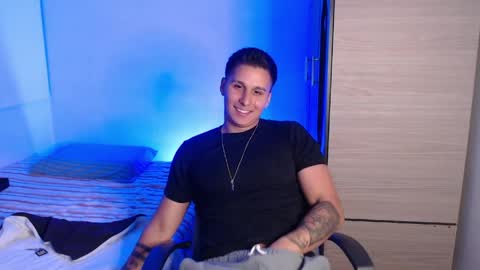 Snapshot of valentinosex_1 chatting on March 2026 11:16:01 PM VALENTINO online show from March 2026 11:16:01 PM