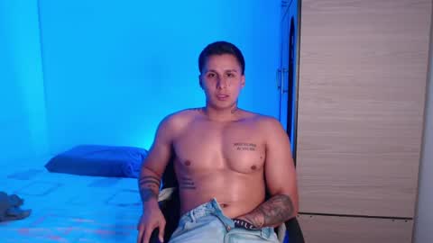 Snapshot of valentinosex_1 chatting on June 2026 09:01:02 PM VALENTINO online show from June 2026 09:01:02 PM