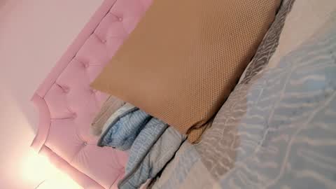 Snapshot of valentoro1 chatting on February 2025 02:56:02 PM Vale Toro online show from February 2025 02:56:02 PM