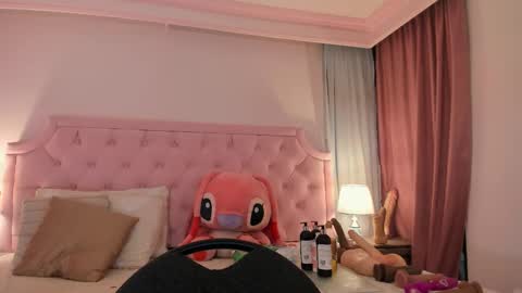 Snapshot of valentoro1 chatting on February 2025 12:16:02 PM Vale Toro online show from February 2025 12:16:02 PM