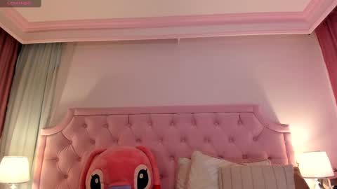 Snapshot of valentoro1 chatting on February 2025 12:04:02 PM Vale Toro online show from February 2025 12:04:02 PM