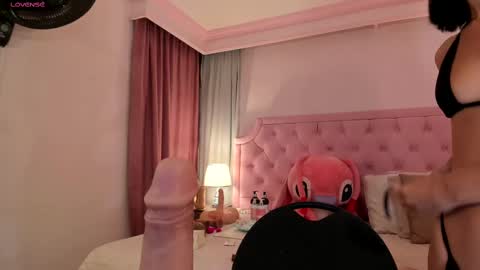 Snapshot of valentoro1 chatting on February 2025 11:57:02 AM Vale Toro online show from February 2025 11:57:02 AM