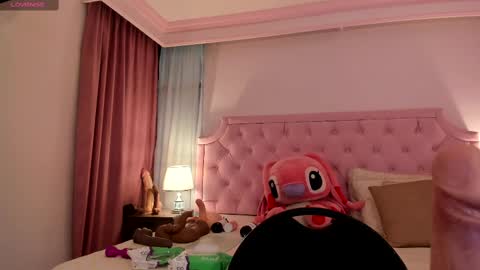 Snapshot of valentoro1 chatting on March 2025 12:09:02 PM Vale Toro online show from March 2025 12:09:02 PM