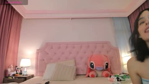 Snapshot of valentoro1 chatting on November 2025 01:00:01 PM Vale Toro online show from November 2025 01:00:01 PM