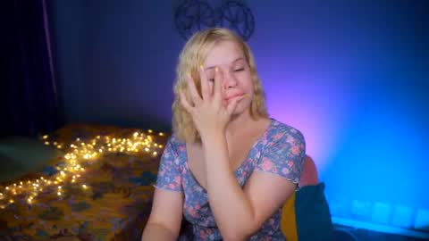 Snapshot of valeri______ chatting on July 2026 08:13:02 AM valeri______ online show from July 2026 08:13:02 AM