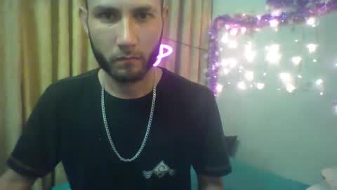 Snapshot of valeri_cove chatting on December 2024 08:20:01 AM Valeri Cove online show from December 2024 08:20:01 AM