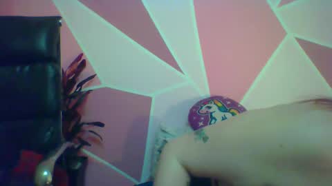 Snapshot of valeri_cove chatting on January 2025 12:05:02 PM Valeri Cove online show from January 2025 12:05:02 PM