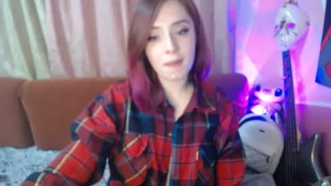 Snapshot of valeri_cove chatting on September 2025 03:33:02 AM Valeri Cove online show from September 2025 03:33:02 AM