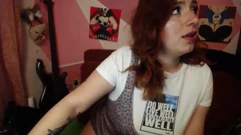 Snapshot of valeri_cove chatting on January 2026 12:04:01 AM Valeri Cove online show from January 2026 12:04:01 AM