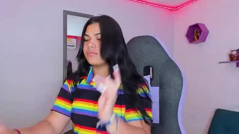 valeri_harpers4 online show from October 2025 01:02:02 AM