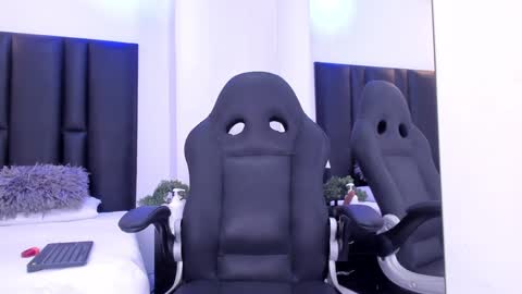 Snapshot of valeri_tafur chatting on January 2025 02:05:01 PM valeri_tafur online show from January 2025 02:05:01 PM