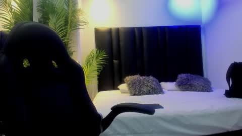 Snapshot of valeri_tafur chatting on November 2025 11:10:01 AM valeri_tafur online show from November 2025 11:10:01 AM