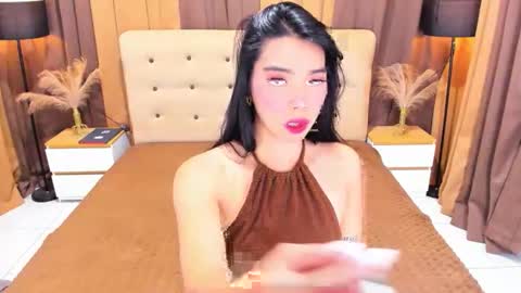 Snapshot of valeria_califa chatting on April 2026 02:46:02 AM Valeria online show from April 2026 02:46:02 AM