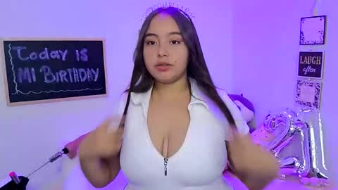 Snapshot of valeria_cherry chatting on March 2026 02:37:02 AM valeria online show from March 2026 02:37:02 AM