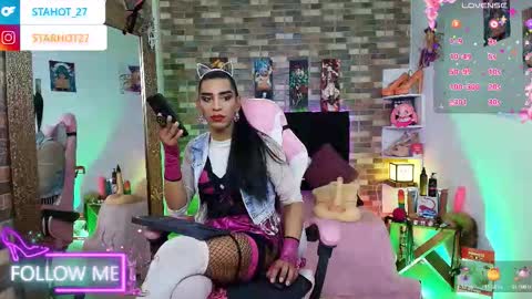 Snapshot of valeria_dior_ chatting on October 2025 04:04:02 PM ...VALERIA DIR... online show from October 2025 04:04:02 PM