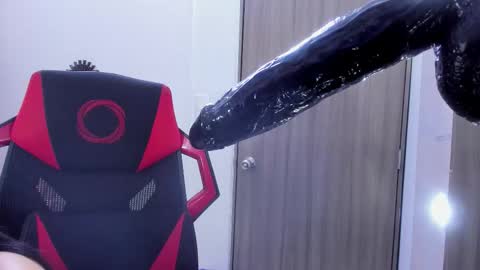 Snapshot of valeria_fiery chatting on November 2025 09:15:01 PM VALERIA online show from November 2025 09:15:01 PM