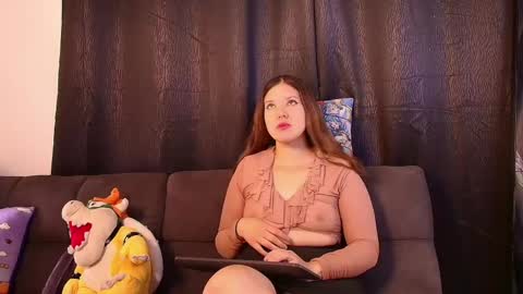 Valeria online show from April 2026 01:01:01 PM