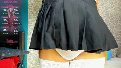 Costume lover online show from April 2026 07:17:02 PM