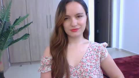Snapshot of valeriafrannco chatting on January 2025 04:07:01 PM valeriafrannco online show from January 2025 04:07:01 PM