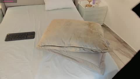 Snapshot of valeriah_ chatting on December 2024 11:24:01 AM Valeria online show from December 2024 11:24:01 AM