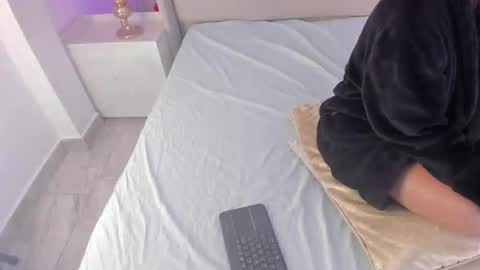 Snapshot of valeriah_ chatting on September 2025 03:50:01 PM Valeria online show from September 2025 03:50:01 PM