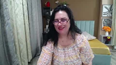 valeriasmiths online show from May 2026 05:59:01 AM