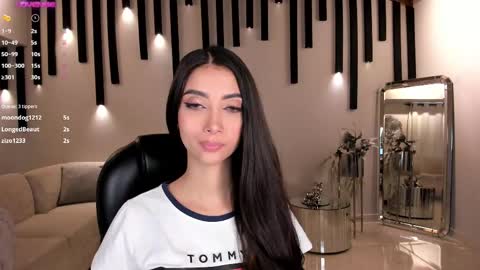 Vale  online show from February 2025 06:33:01 PM