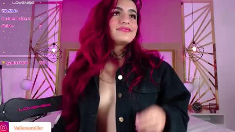 Snapshot of valerie__miller_ chatting on March 2026 07:25:02 AM Valerie online show from March 2026 07:25:02 AM