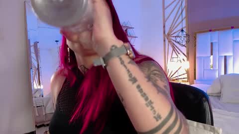 Snapshot of valerie__miller_ chatting on April 2026 02:09:02 AM Valerie online show from April 2026 02:09:02 AM