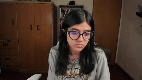 Val  online show from January 2025 03:55:02 AM