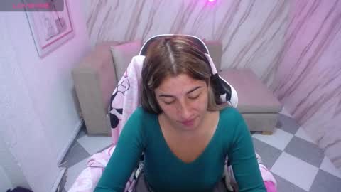 valerie_b online show from December 2024 03:13:02 AM