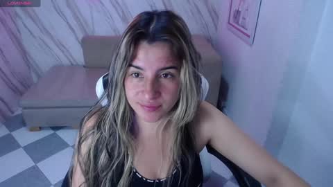 valerie_b online show from January 2025 03:00:02 AM