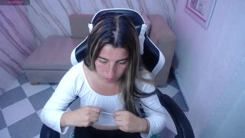 valerie_b online show from February 2025 09:20:01 AM