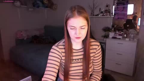 Snapshot of valerie_cutee chatting on February 2026 06:03:01 PM Lera online show from February 2026 06:03:01 PM