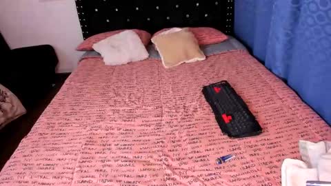 Snapshot of valerie_luxe_ chatting on February 2025 02:19:02 AM valerie luxe   online show from February 2025 02:19:02 AM
