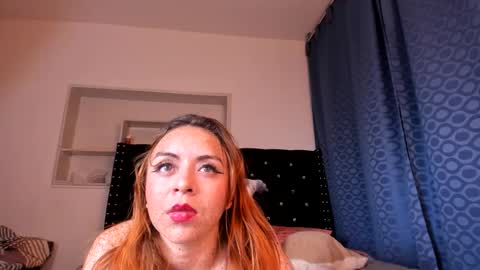 Snapshot of valerie_luxe_ chatting on February 2025 04:32:02 AM valerie luxe   online show from February 2025 04:32:02 AM
