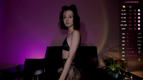 Snapshot of valerie_mooon chatting on March 2025 10:34:02 PM Kristi moony online show from March 2025 10:34:02 PM