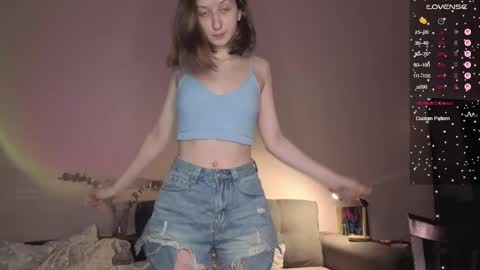 Kristi moony online show from May 2026 07:33:01 PM