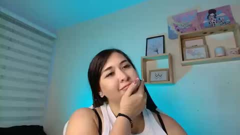 Snapshot of valerie_perez chatting on September 2025 10:32:01 PM vale online show from September 2025 10:32:01 PM