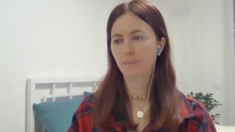 Snapshot of valerie_rose777 chatting on February 2025 09:59:01 PM valerie_rose777 online show from February 2025 09:59:01 PM