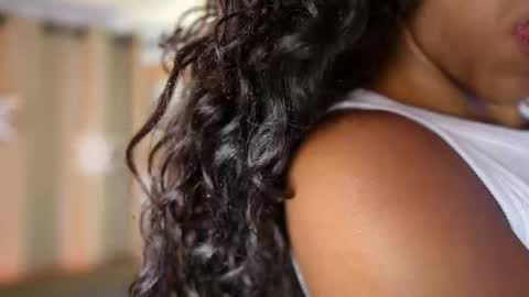 Snapshot of valeriebony chatting on December 2025 04:00:02 AM Valerie Style3 online show from December 2025 04:00:02 AM