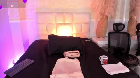 Snapshot of valeriekhaleesi chatting on April 2026 09:37:02 PM valeriekhaleesi online show from April 2026 09:37:02 PM