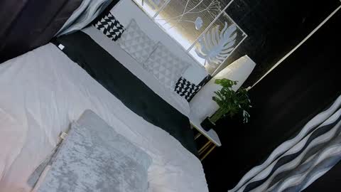 Valerie online show from December 2024 09:39:01 AM