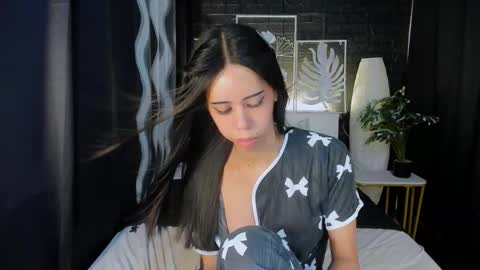 Valerie online show from February 2025 02:48:02 PM