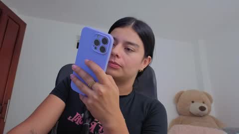 Snapshot of valerihouse_ chatting on May 2026 01:36:01 AM valerihouse_ online show from May 2026 01:36:01 AM