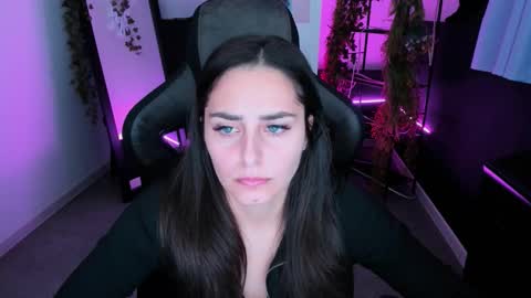 Valerie online show from October 2025 03:03:02 PM