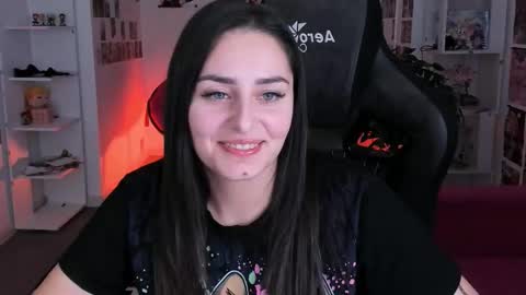 Snapshot of valeriiemills chatting on January 2026 02:33:02 PM Valerie online show from January 2026 02:33:02 PM